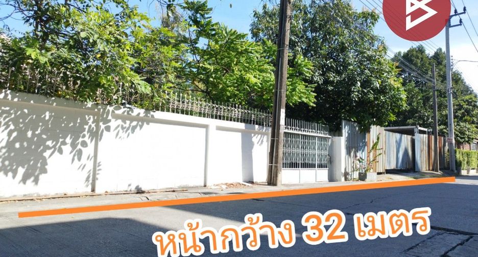 For sale 2 bedrooms house in Lat Phrao, Bangkok