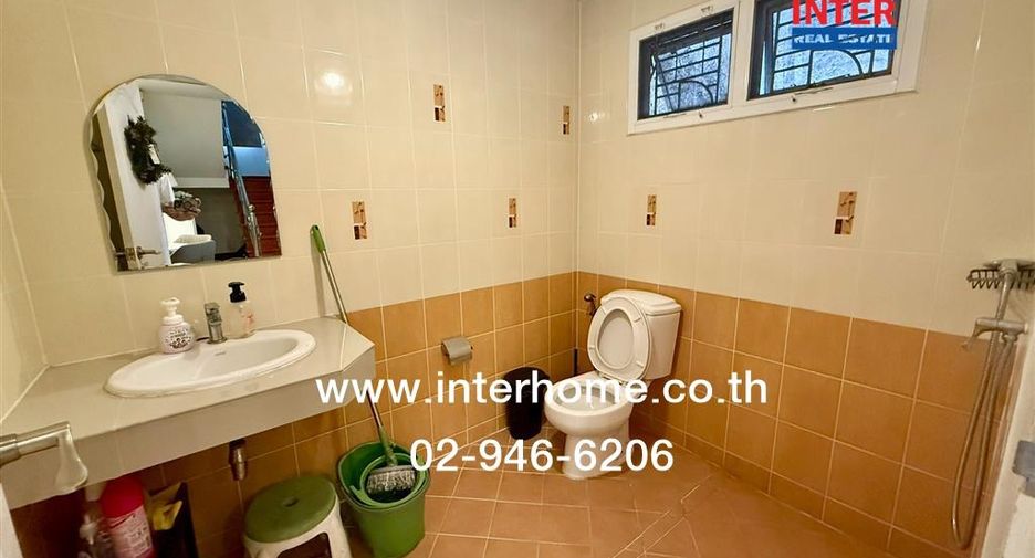 Haus zum Kauf mit 3 Zimmer in Thanyaburi, Pathum Thani