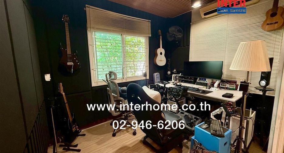 Haus zum Kauf mit 3 Zimmer in Thanyaburi, Pathum Thani