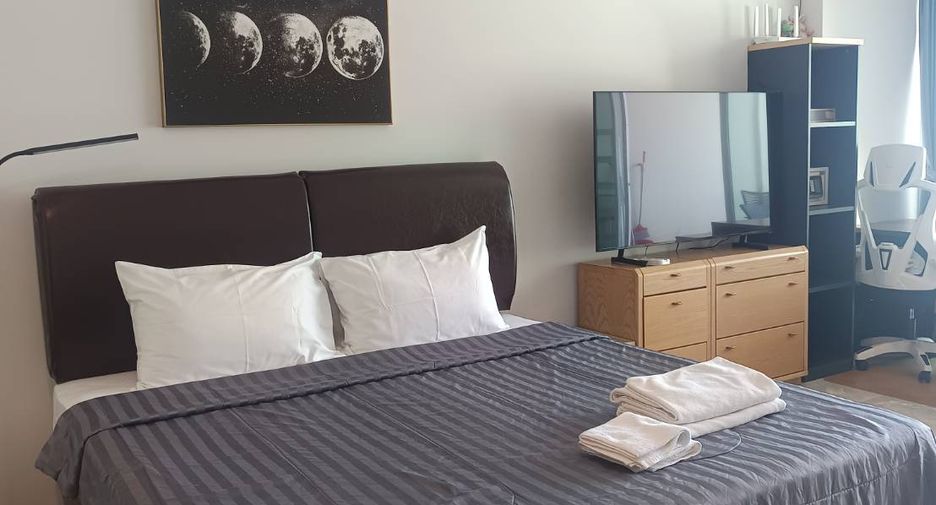 For sale studio condo in Bang Lamung, Chonburi