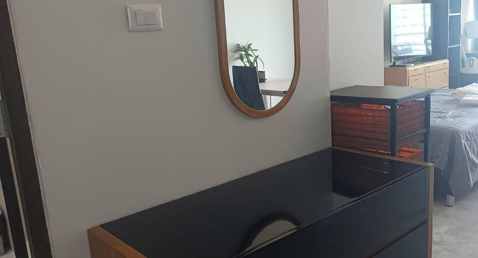 For sale studio condo in Bang Lamung, Chonburi