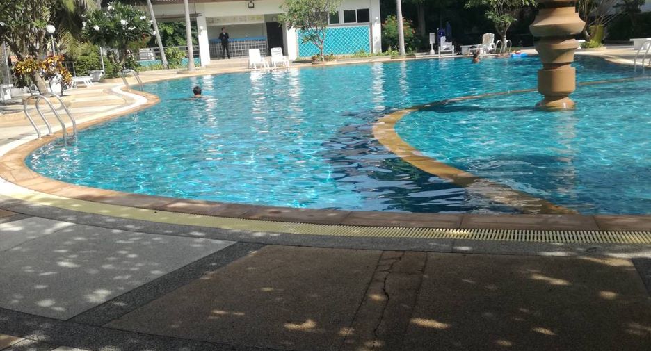 For sale studio condo in Bang Lamung, Chonburi