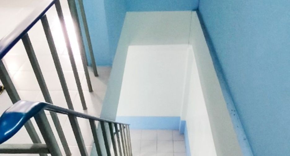 À vendre 3 chambres maison de ville à Phrom Khiri, Nakhon Si Thammarat