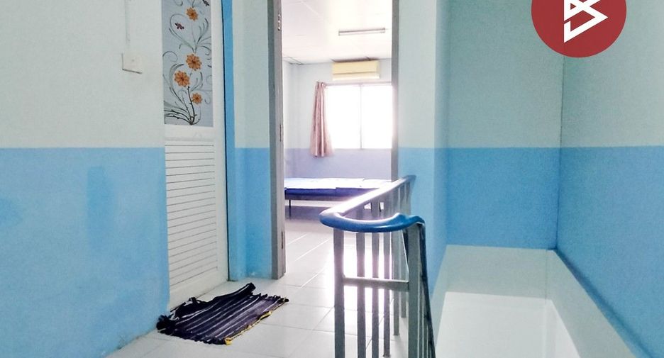 À vendre 3 chambres maison de ville à Phrom Khiri, Nakhon Si Thammarat