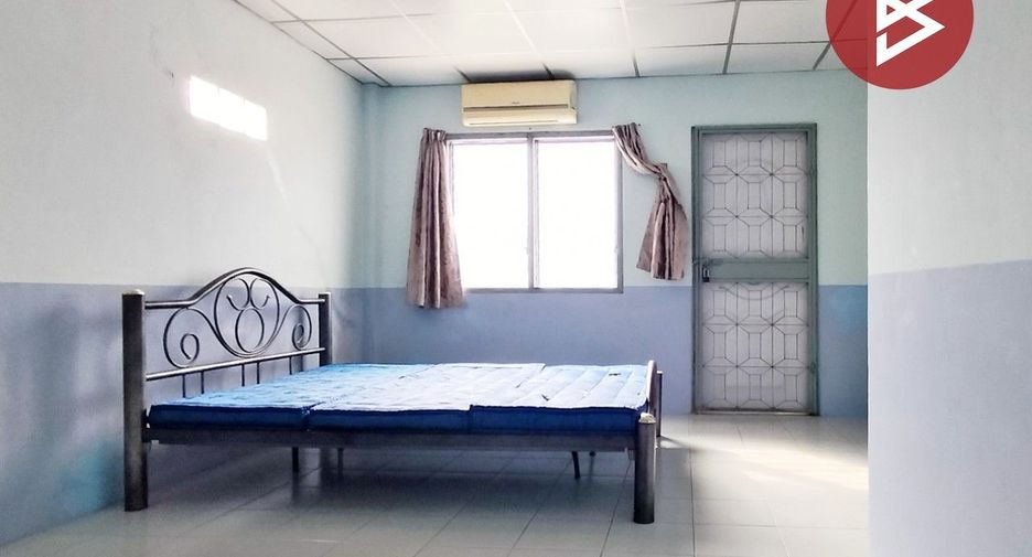 À vendre 3 chambres maison de ville à Phrom Khiri, Nakhon Si Thammarat