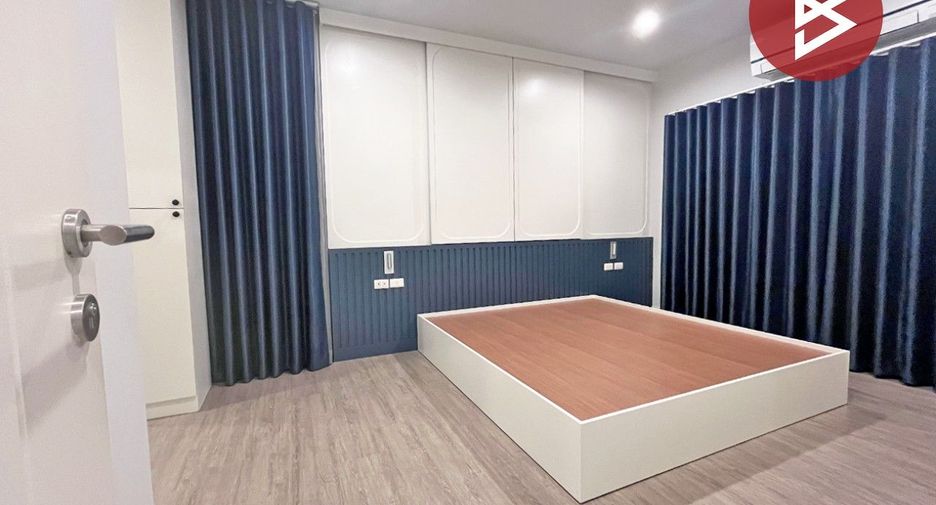 Casa en venta de 4 habitaciones en Lat Lum Kaeo, Pathum Thani