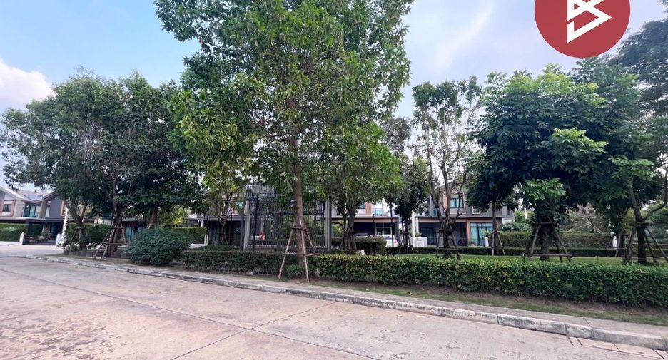 Casa en venta de 4 habitaciones en Lat Lum Kaeo, Pathum Thani