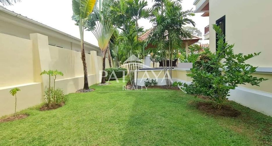 For sale 3 bedrooms villa in Sattahip, Chonburi