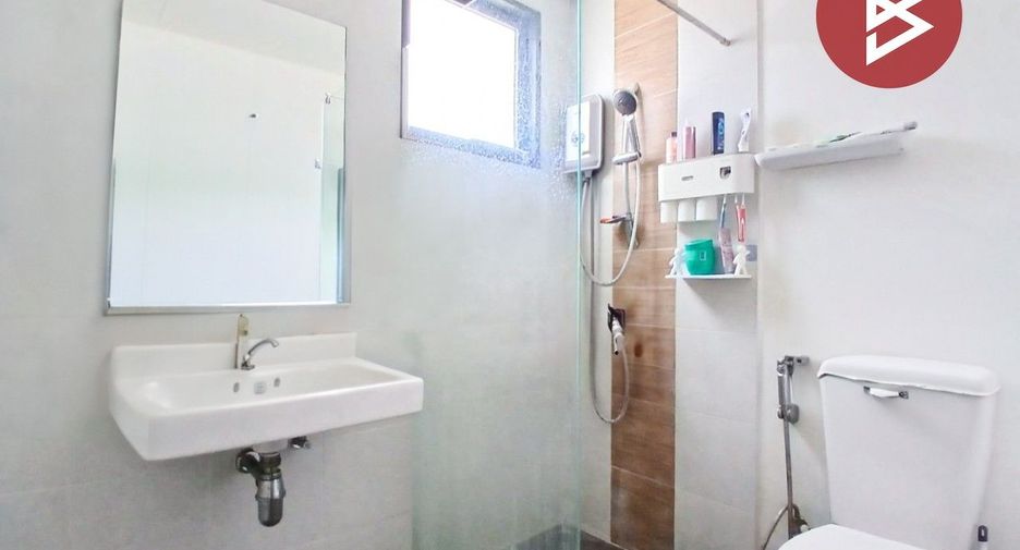 For sale 2 bedrooms townhouse in Mueang Samut Sakhon, Samut Sakhon