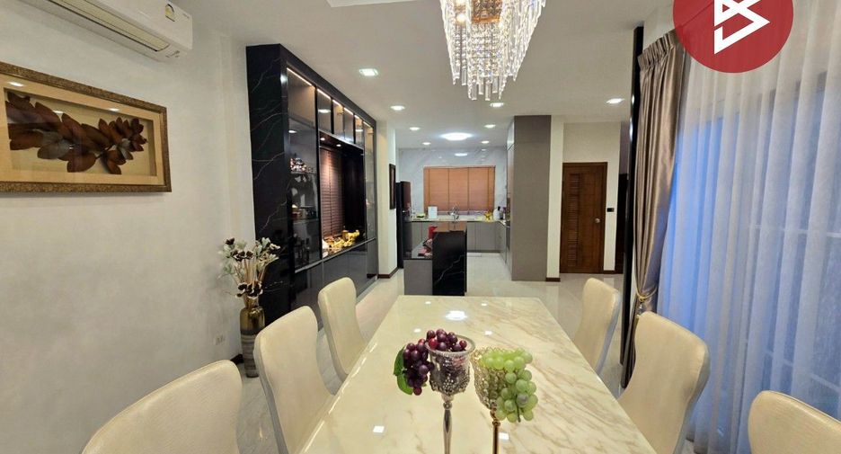 出售 公寓 独立屋 在 Nakhon Chai Si, Nakhon Pathom
