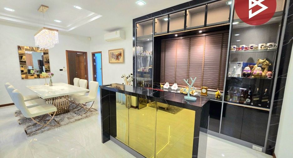 出售 公寓 独立屋 在 Nakhon Chai Si, Nakhon Pathom