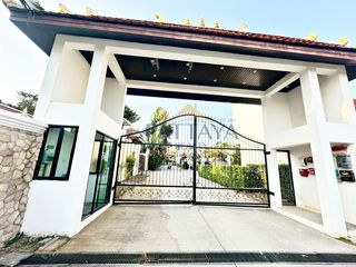 Casa en venta de 2 habitaciones en Bang Lamung, Chonburi