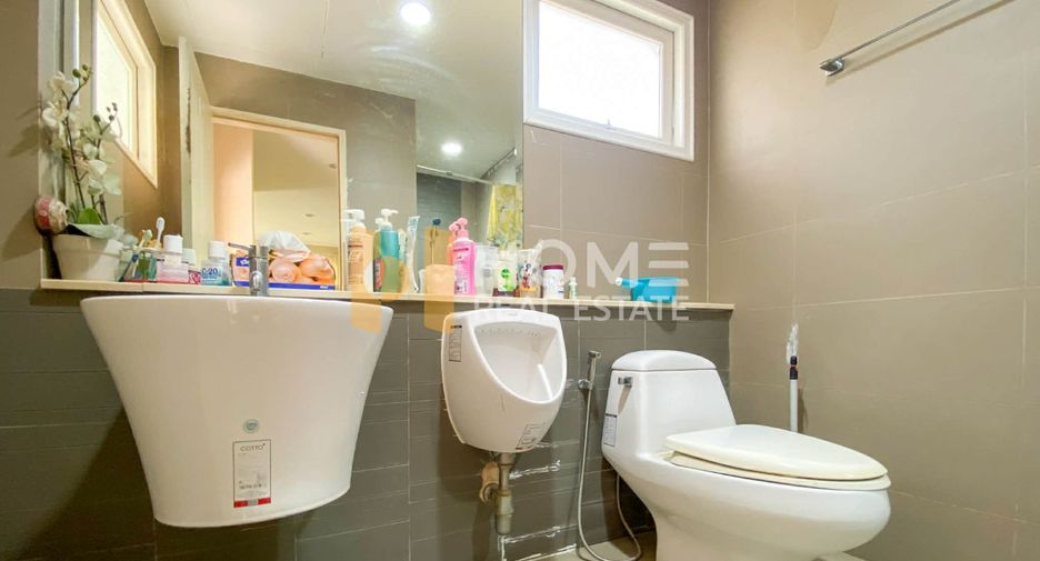 For sale 4 bedrooms house in Phasi Charoen, Bangkok