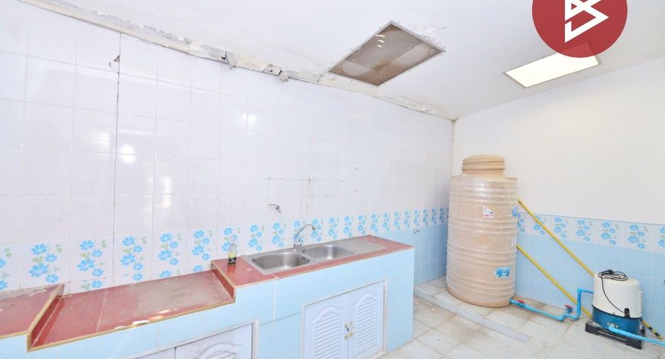 For sale 4 bedrooms townhouse in Phra Samut Chedi, Samut Prakan