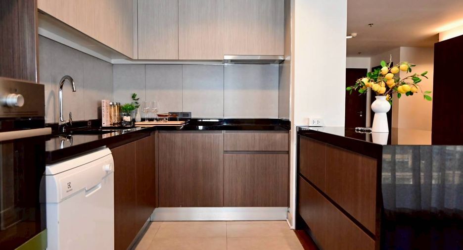 Serviced Apartment zur Miete mit 4 Zimmer in Khlong Toei, Bangkok