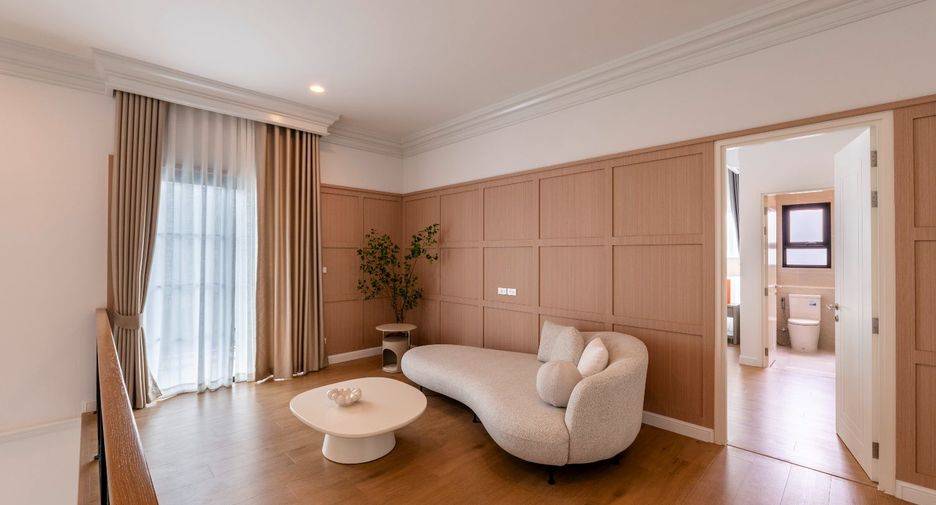 For rent and for sale 5 bedrooms house in Saphan Sung, Bangkok