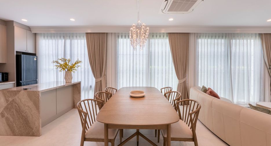 For rent and for sale 5 bedrooms house in Saphan Sung, Bangkok