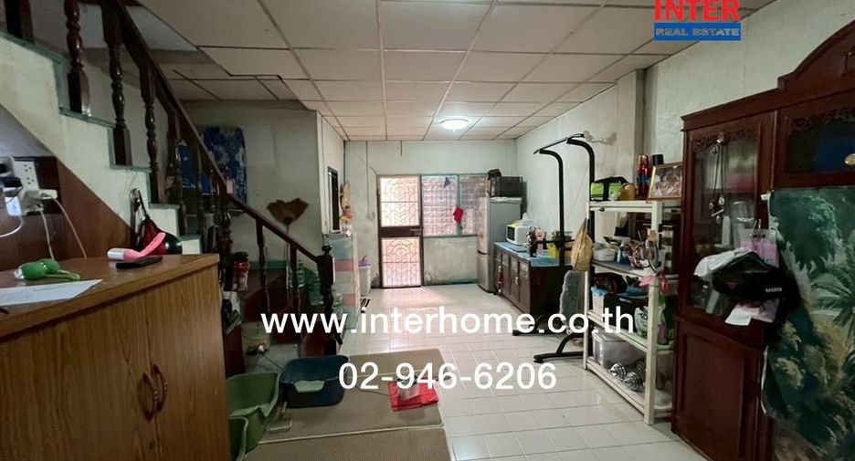 For sale 3 bedrooms townhouse in Min Buri, Bangkok