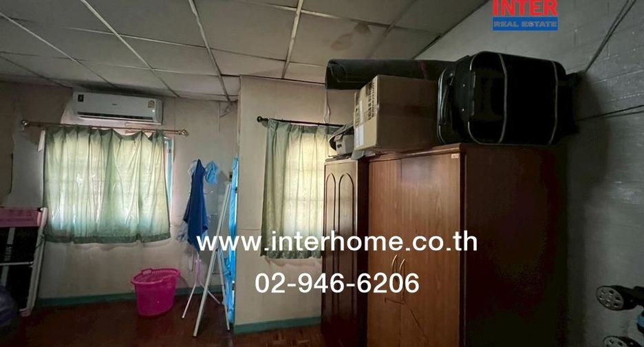 For sale 3 bedrooms townhouse in Min Buri, Bangkok