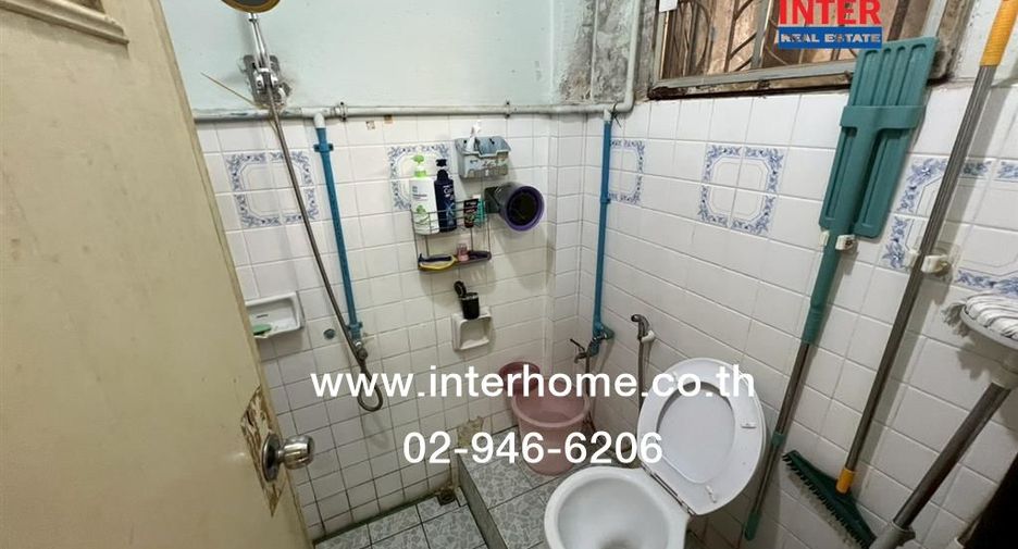 For sale 3 bedrooms townhouse in Min Buri, Bangkok
