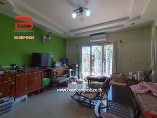 Casa en venta de 3 habitaciones en Nong Chok, Bangkok