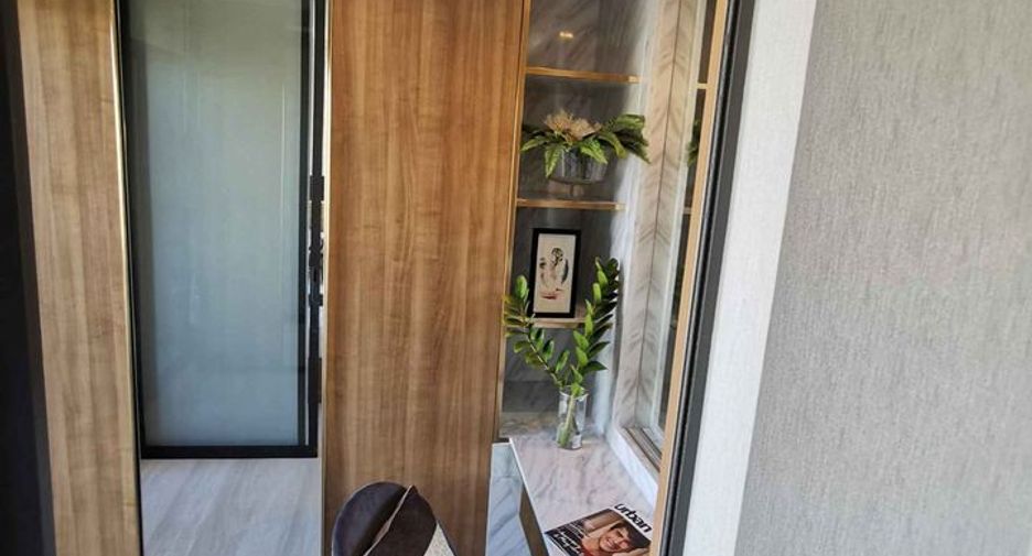 Wohnung zur Miete mit 1 Zimmer in Pathum Wan, Bangkok