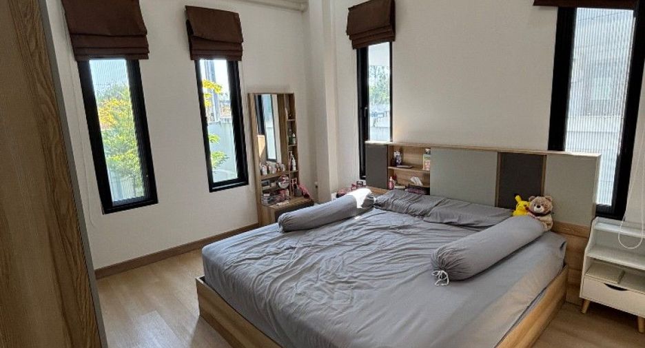 For sale studio house in Nong Khaem, Bangkok