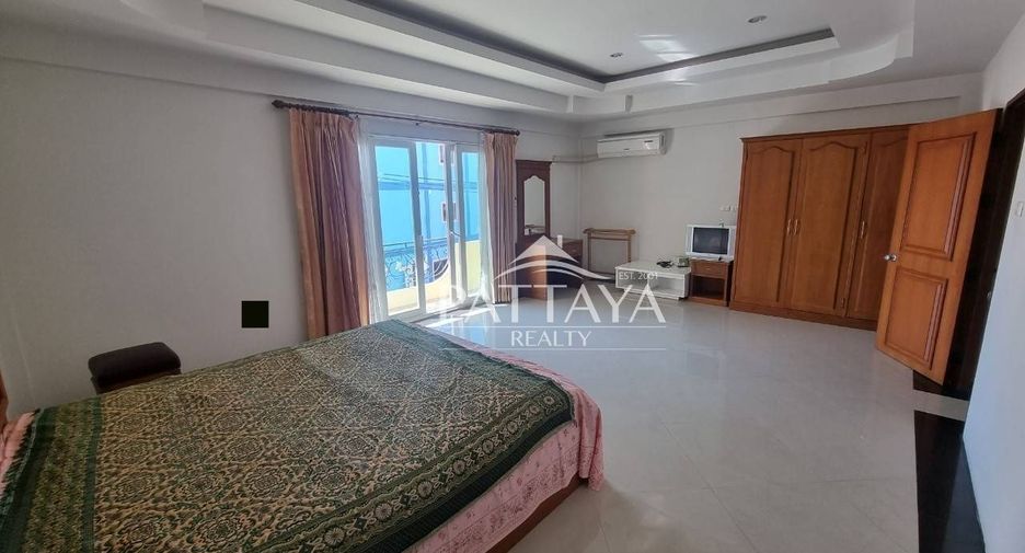 For rent 2 bedrooms townhouse in Bang Lamung, Chonburi