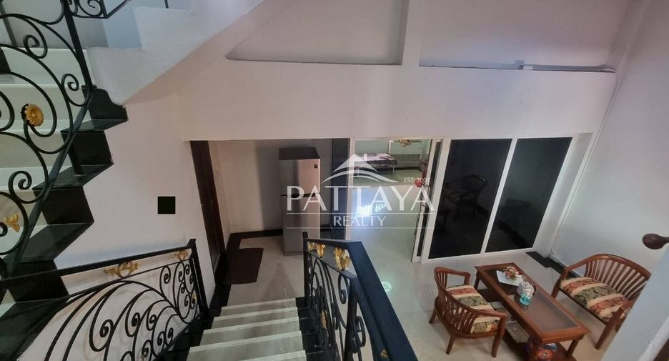 For rent 2 bedrooms townhouse in Bang Lamung, Chonburi
