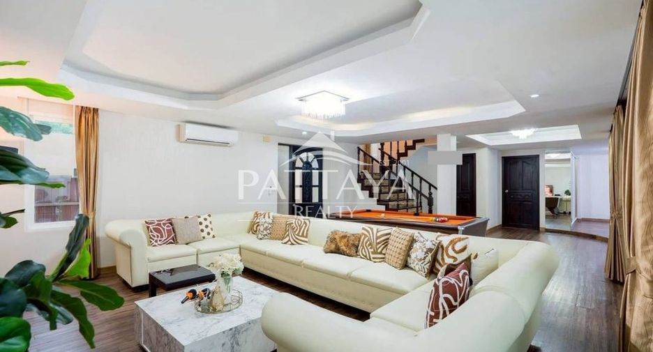 For sale 4 bedrooms condo in Bang Lamung, Chonburi