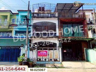 For sale 4 bedrooms townhouse in Nong Khaem, Bangkok
