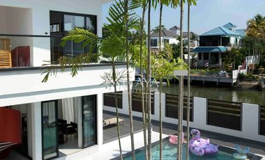 For sale 8 bedrooms house in Sattahip, Chonburi