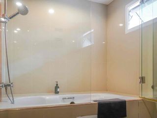 Аренда и продажа 1 кровать кондо в Банг Ламунг, Чонбури
