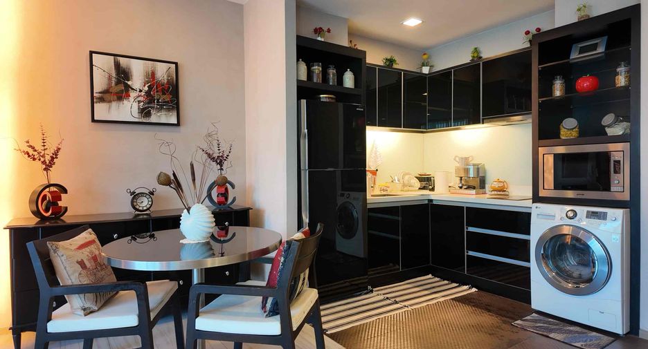 For rent and for sale 1 bed condo in Bang Lamung, Chonburi