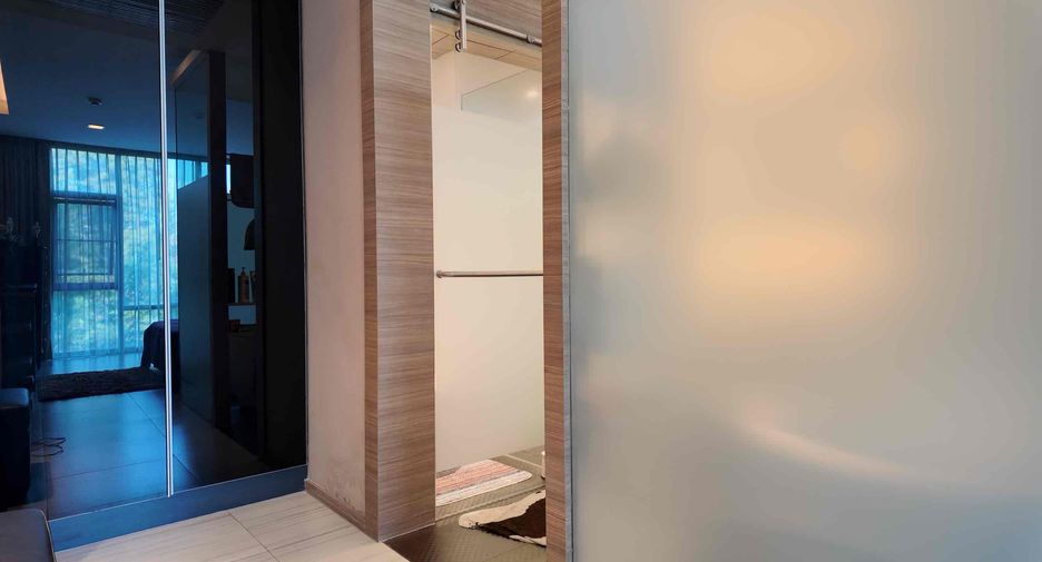 For rent and for sale 1 bed condo in Bang Lamung, Chonburi