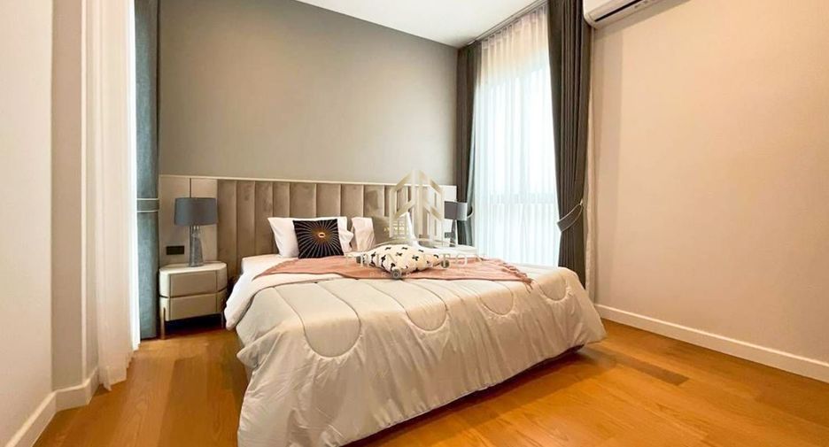 For rent and for sale 5 bedrooms house in Saphan Sung, Bangkok