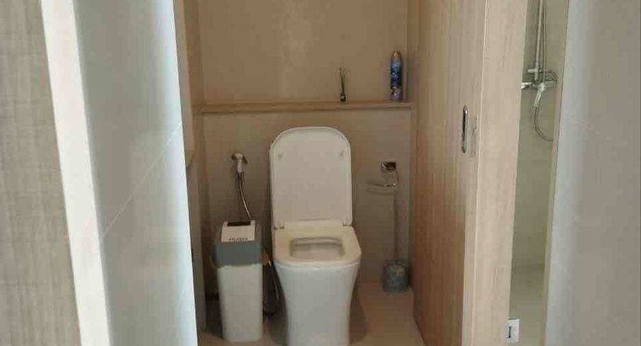 Condo en alquiler y en venta de 1 habitaciones en Bang Lamung, Chonburi