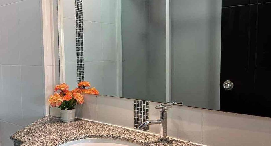 For rent and for sale 1 bed condo in Bang Lamung, Chonburi