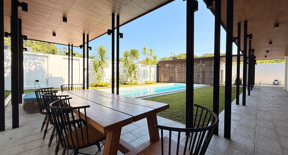 For rent and for sale 4 bedrooms villa in Doi Saket, Chiang Mai