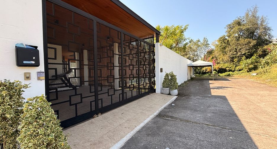 For rent and for sale 4 bedrooms villa in Doi Saket, Chiang Mai