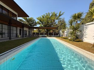 Villa en alquiler y en venta de 4 habitaciones en Doi Saket, Chiang Mai