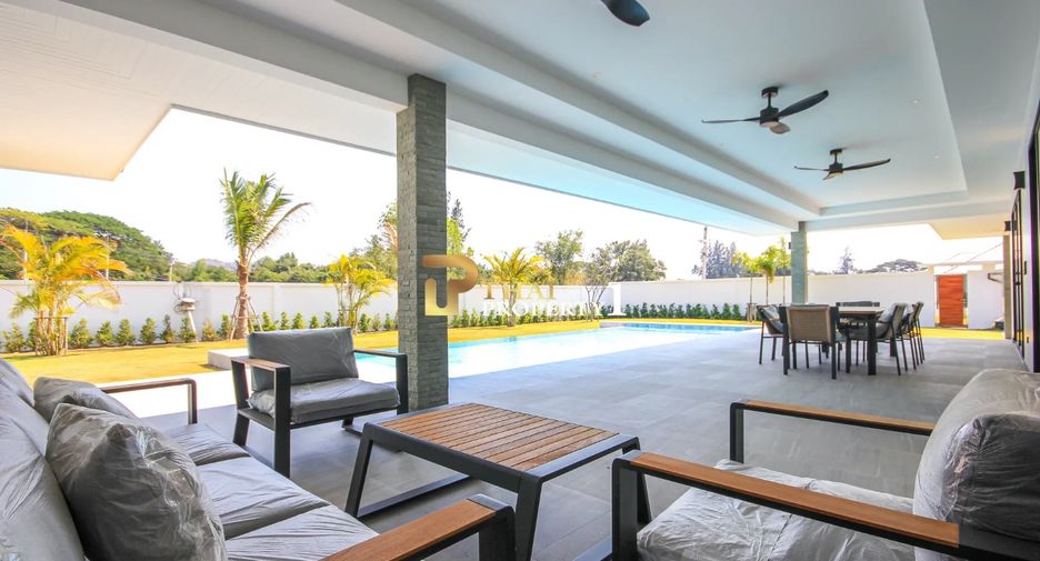 For sale 3 bedrooms villa in Hua Hin, Prachuap Khiri Khan