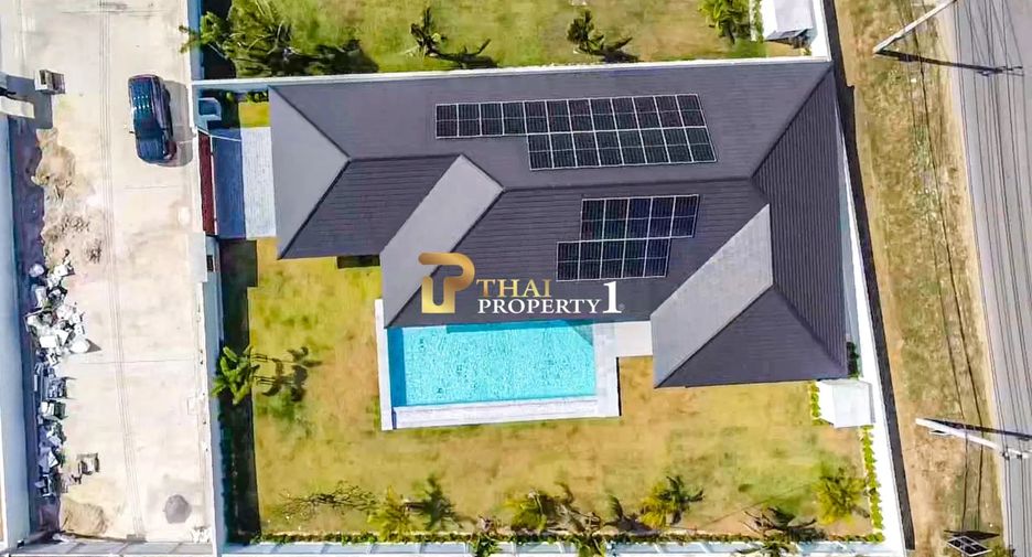 For sale 3 bedrooms villa in Hua Hin, Prachuap Khiri Khan