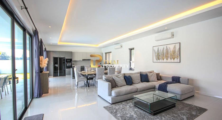 For sale 3 bedrooms villa in Hua Hin, Prachuap Khiri Khan
