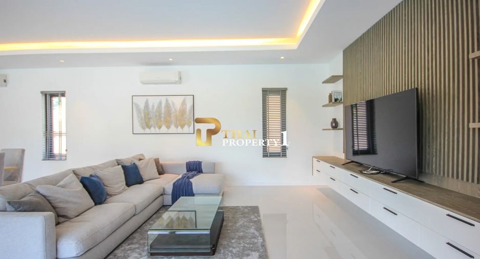 For sale 3 bedrooms villa in Hua Hin, Prachuap Khiri Khan