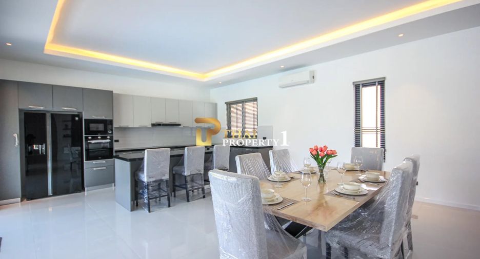 For sale 3 bedrooms villa in Hua Hin, Prachuap Khiri Khan