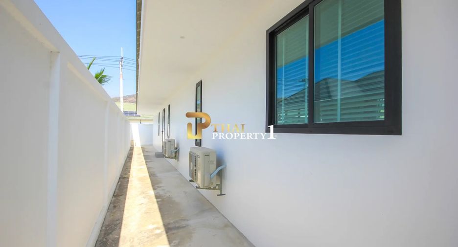 For sale 3 bedrooms villa in Hua Hin, Prachuap Khiri Khan