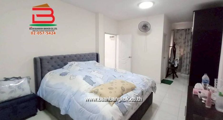 出售 3 卧室 独立屋 在 Nong Chok, 曼谷