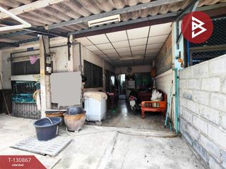 For sale 3 bedrooms townhouse in Mueang Nakhon Pathom, Nakhon Pathom