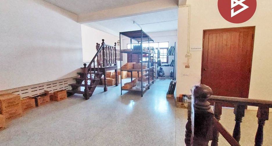 For sale retail Space in Phrom Khiri, Nakhon Si Thammarat